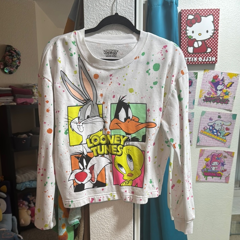 Warner Bros. Looney Tunes White and Multicolor Long Sleeve Tee